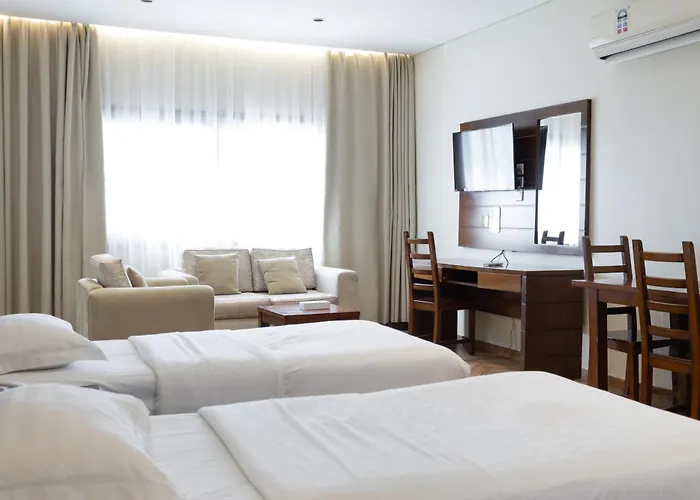 Al Jar Resort - Families Only