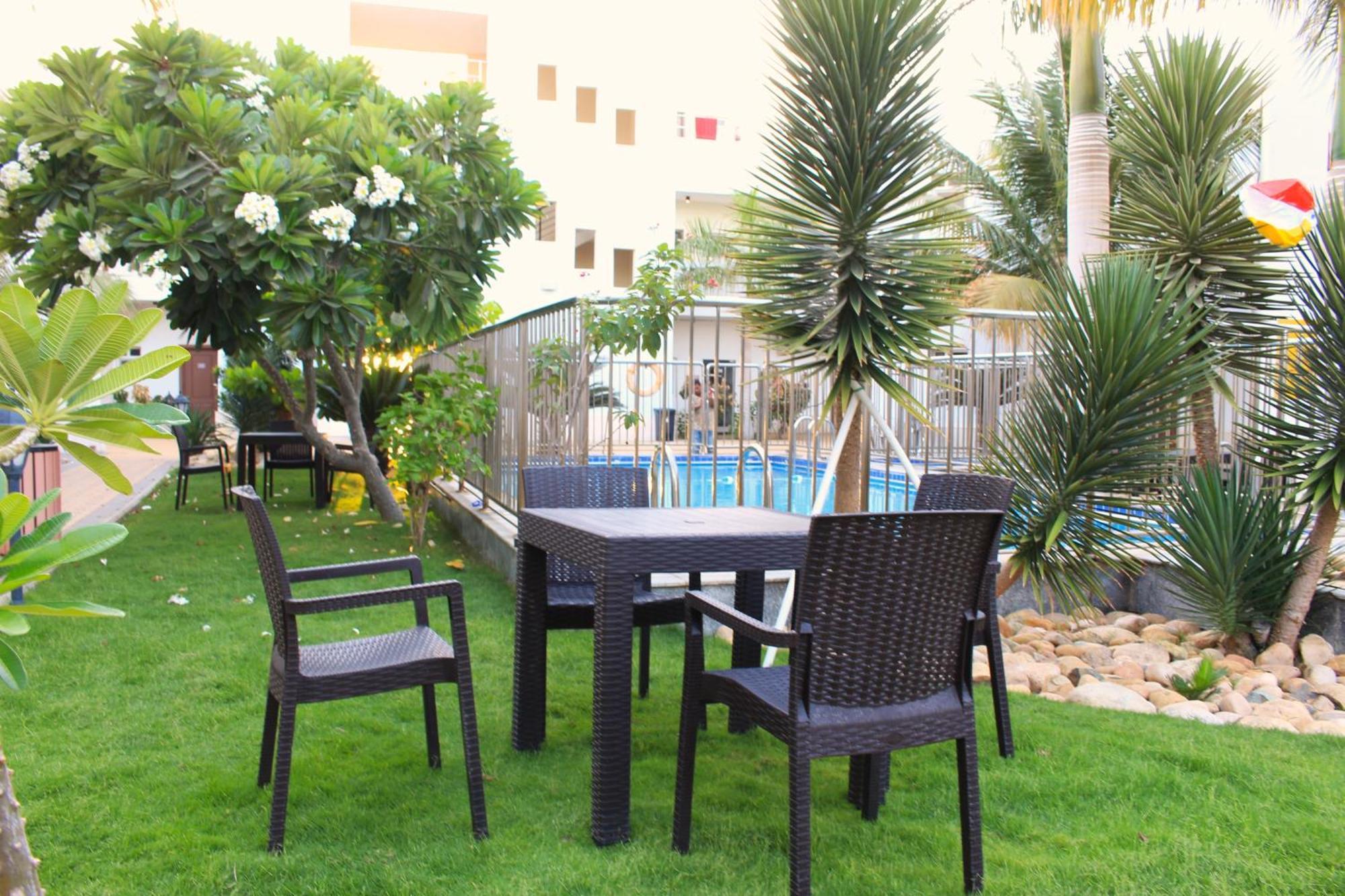Resort Al Jar - Families Only